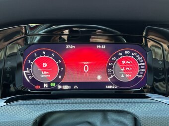 VW Golf 8 GTI 2.0TSI DSG - 16