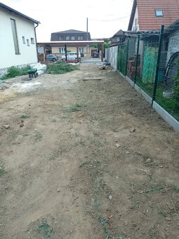 Zakladač trávnika - 16