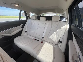 Mercedes-Benz E 300de 4MATIC Sedan–2021/Hybrid/Odpocet DPH - 16