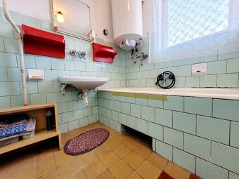 Na predaj dvojgeneračný rodinný dom, 491m2 - 16