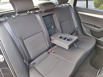 Škoda Octavia Combi 2.0TDi DSG - 16