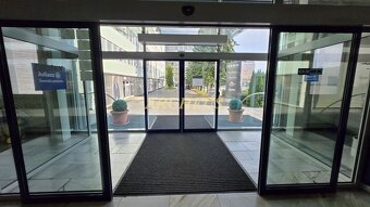 Administratívna budova na prenájom / predaj v centre Prešova - 16