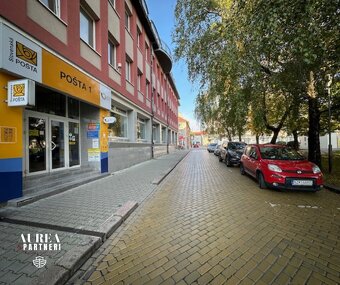 PRENÁJOM  1+kk BYT v historickom centre mesta Nové Zámky - 16