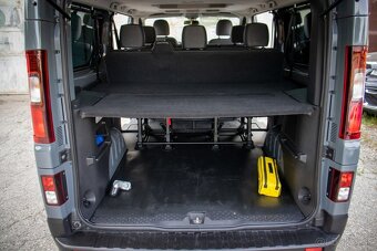 Renault Trafic Minibus - 16
