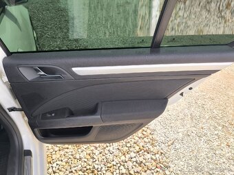 Škoda Superb 2.0 TDI - 16