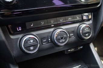 Škoda Octavia Combi 2.0 TFSI RS - 16