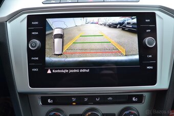 Volkswagen Passat Variant 1.6 TDI BMT DSG - 16