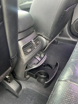 Predám KIA Carens III 2.0 CRDi - 7.miestne + 17" ALU sada - 16