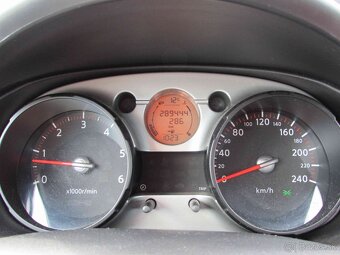 Nissan Qashqai 2.0 dCi - splátka od 105€ - 16