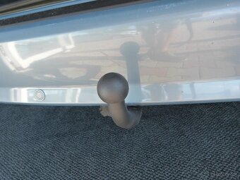 Ford Focus C-Max 1,6 TDCi M5 Ghia, xenóny, navigácia - 16