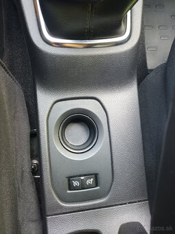 Dacia Duster 1.6 SCe 74 000km - 16