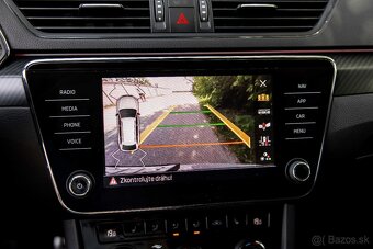 Superb Combi SPORTLINE 2.0TDI DSG 4x4 - 16