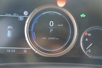 Lexus RX 450h F SPORT – 3.5 V6 Hybrid, 03/2023, TOP stav - 16
