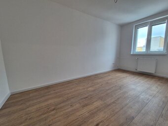 KOMPLET.REK.,4–IZB.BYT,LOGGIA,PIVNICA,ZA HRADBAMI,PEZINOK - 16