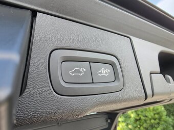 Volvo XC60 T8 Twin Engine Inscription eAWD A/T - 16