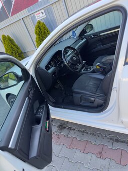 Škoda Superb 2 2.0TDi 125kw DSG 2010 - 16