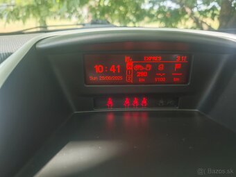 Peugeot 207 - 16