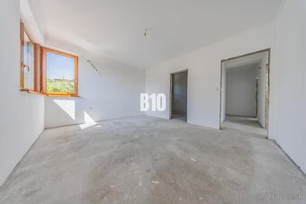 NADŠTANDARDNÝ 5i RD s možnosťou dokončenia do ŠTANDARDU  - C - 16