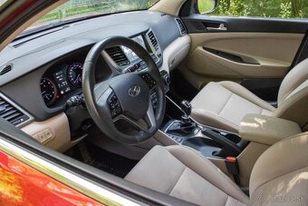 HYUNDAI TUCSON 1.6 T-GDi Premium 4x4 130kW 2018 - 16