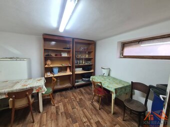 Na predaj Rodinný dom s veľkým potenciálom Moča  - 16