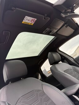 Kia Ceed 1.5 T-GDi 2750km Stav Nového auta rv5/2025 - 16