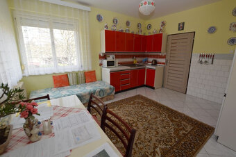 4izb RD, Blesovce, 40á pozemok, slepá ulica, možnosť rozdeli - 16