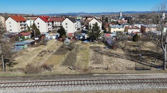 3-izbový byt s garážou, 2 pivnicami záhradkou 250m2 a pa - 16