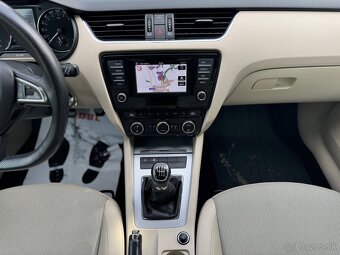 ŠKODA OCTAVIA III 2.0 TDI MANUÁL - 16