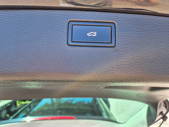 Volkswagen Passat 2,0 TFSI Variant Automat 99.999Kč - 16