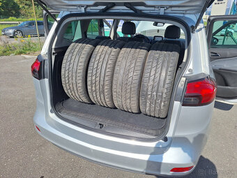 Opel Zafira Tourer 2.0 CDTi ECOTEC 130k Cosmo - 16