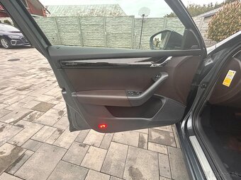 Škoda Octavia Combi 2.0 TDI L K DSG - 16