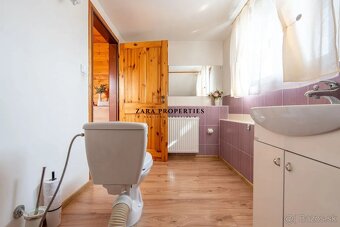 Rodinný dom v tichej lokalite, obec Papradno - 16