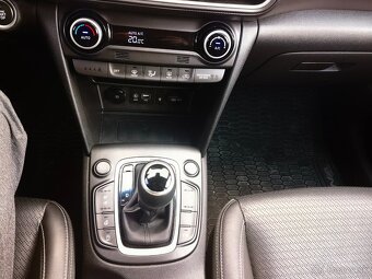 Hyundai kona 4x4 automat - 16