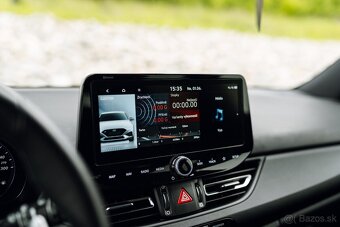 Hyundai i30n - 16