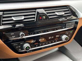 BMW Rad 5 520d xDrive A/T - 16