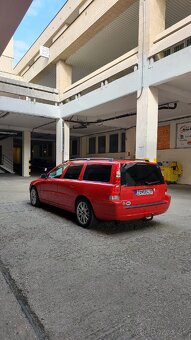 Volvo V70 P2 D5 120kw - 16