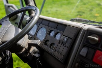 Trojstranný sklápač s hydraulickou rukou Iveco - 16