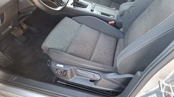 VOLKSWAGEN PSSAT VARIANT 2.0 TDI.DSG - 16