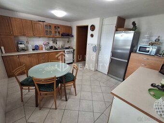 Znížená cena–Na predaj štýlová chata nad obcou Jablonov n/T - 16