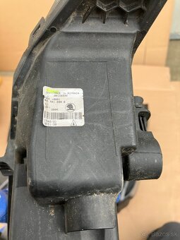 mlhovka skoda superb iii 3 lift leve levy - 16