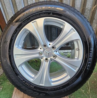 Originálna zimná sada Mercedes 5x112 r18 + 235/60 r18 - 16