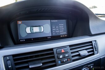 BMW Rad 3 325 d A/T /AJ NA SPLATKY/ - 16