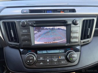 Toyota RAV4 2.2 l D-4D Premium - 16