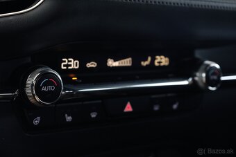 Mazda 3 2.0 Skyactiv-X GT/Style/Sound/Safety/Luxury A/T AWD - 16