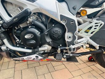 Aprilia Tuono V4 1100 Factory 2016 - 16