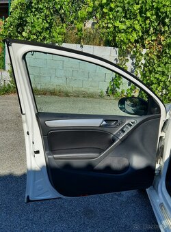 Predám  Volkswagen Golf 2.0 TFSI 270k R 4-Motion - 16