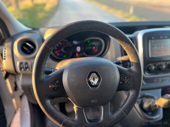 Renault Trafic - 16