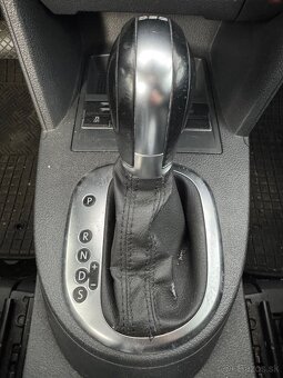 Volkswagen touran 1.6 TDI DSG - 16