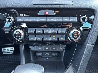 Kia SPORTAGE 1,6T-GDi 130kW AT7 4x4 GT-LINE - 16