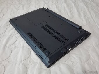 Lenovo. Intel i3. SSD 256 GB. RAM 16 GB. 15,6 FHD. - 16